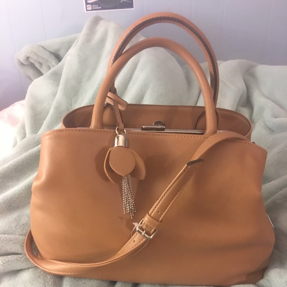 NEW Tan Nine West Fenella Bag